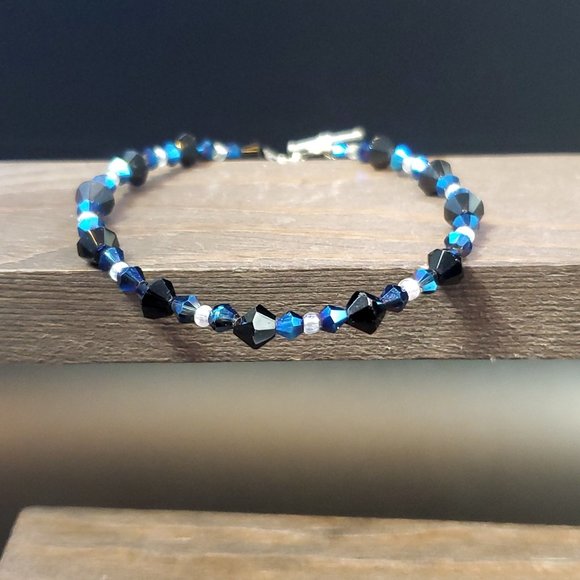 8 Inch Sterling Silver Unique Blue And Black Crystals Bracelet - Picture 4 of 7